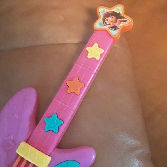 Toys - Picture 3 of 5